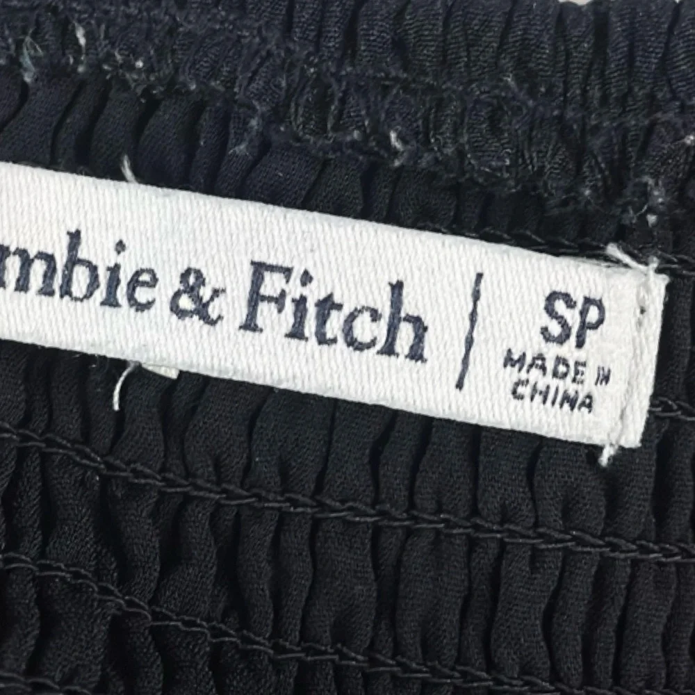 ABERCROMBIE & FITCH • Black Ruffle-Trim Long Sleeve Babydoll Mini Dress, SP - Picture 15 of 16